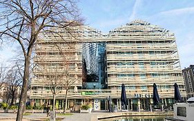 Holiday Inn Express Paris-Canal De La Villette